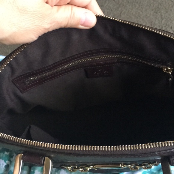 Rare Authentic gucci maroon purse, price firm - Picture 3 of 8